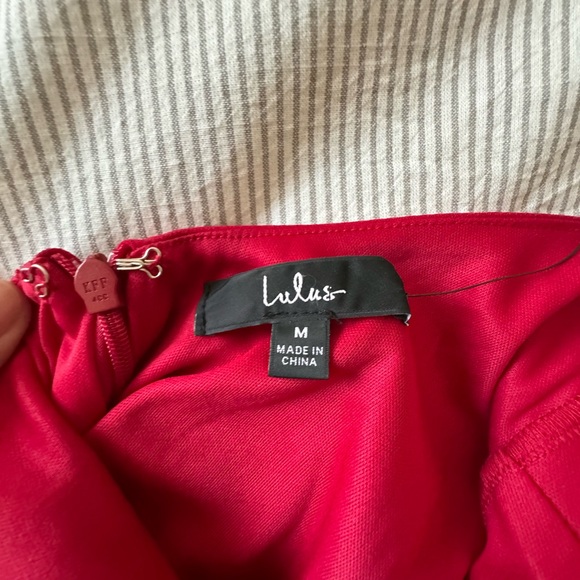 NWT Lulus asymmetric red formal dress - M - Picture 4 of 4